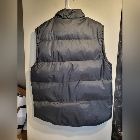 Fahrenheit Black and Red Men's Vest, Size XL - Picture 2 of 5